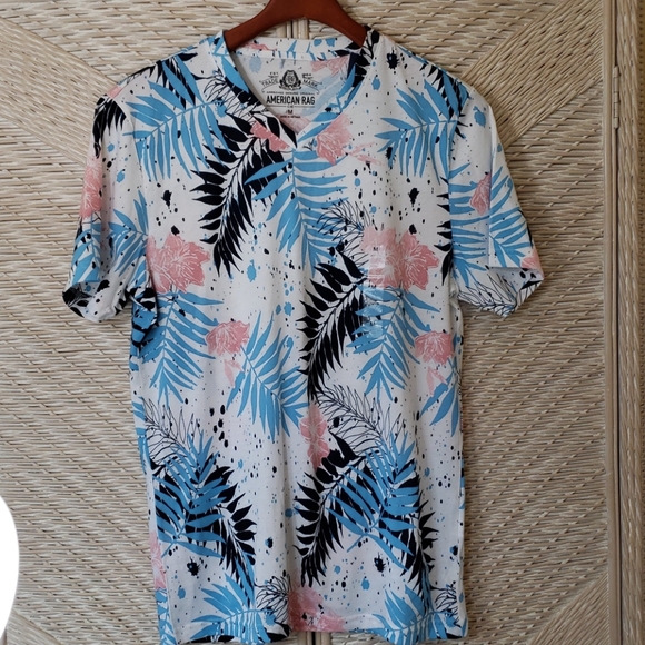 Aloha t-shirt - Picture 2 of 6